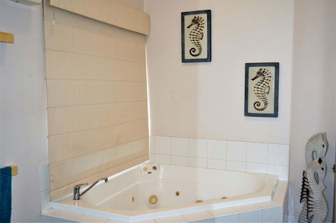 Osprey Holiday Village Unit 213 1 Bedroom - Tweed Heads Accommodation 6