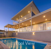 32 Corella Court - Private Jetty and Pool - Tweed Heads Accommodation