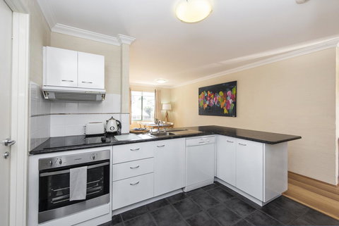 Subiaco Village - 34 - Tweed Heads Accommodation 3