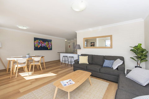 Subiaco Village - 34 - Tweed Heads Accommodation 2