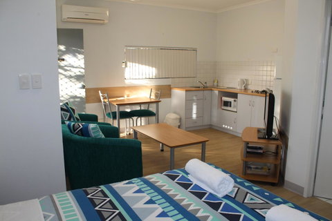 Mandurah Ocean Marina Chalets - Tweed Heads Accommodation 1