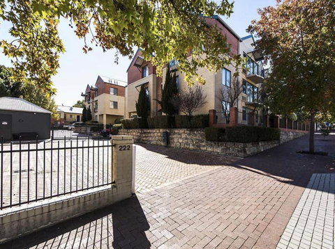 Subiaco Village 18 - Tweed Heads Accommodation 20
