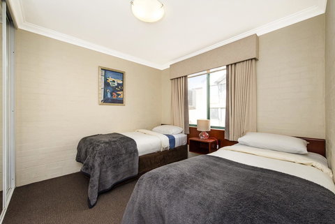 Subiaco Village 18 - Tweed Heads Accommodation 17
