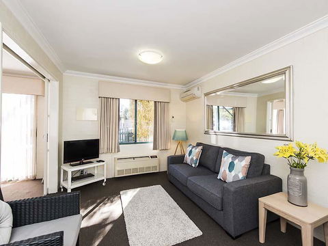 Subiaco Village 28 - Tweed Heads Accommodation 2