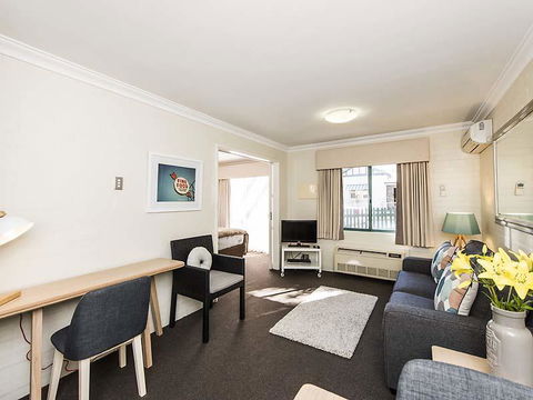 Subiaco Village 28 - Tweed Heads Accommodation 6