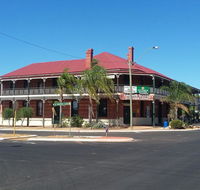 The Palace Hotel - Tweed Heads Accommodation