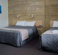 Hopetoun Motel  Chalet Village - Tweed Heads Accommodation