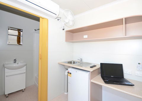Meekatharra Accommodation Centre - Tweed Heads Accommodation 9