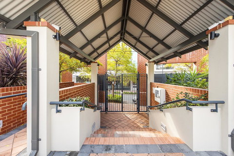Subiaco Emporium Apartment - Tweed Heads Accommodation 22