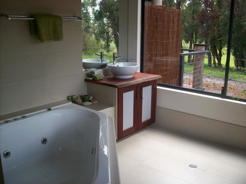 SilverSprings Spa Retreat Pet Friendly Cottages And Glampings - Tweed Heads Accommodation 5