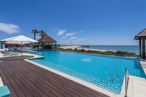 A 406 FANTASTIC OCEAN BEACH And MARINA VIEW APT - MANDURAH - Tweed Heads Accommodation 1