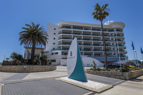 A 406 FANTASTIC OCEAN BEACH And MARINA VIEW APT - MANDURAH - Tweed Heads Accommodation 3