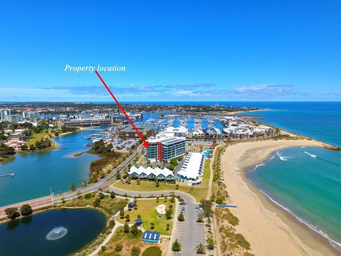 A 406 FANTASTIC OCEAN BEACH And MARINA VIEW APT - MANDURAH - Tweed Heads Accommodation 27