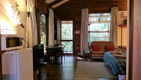 Black Cockatoo Lodge - Tweed Heads Accommodation 33