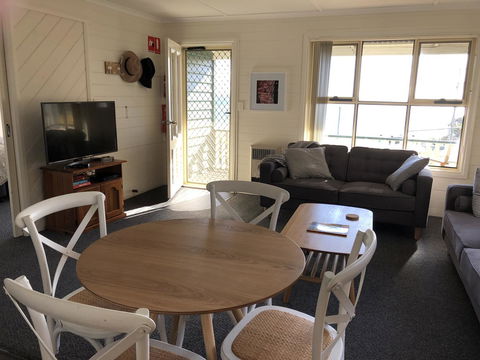 BINALONG BEACH COTTAGE Beachfront At Bay Of Fires Next To Restaurant - Tweed Heads Accommodation 5
