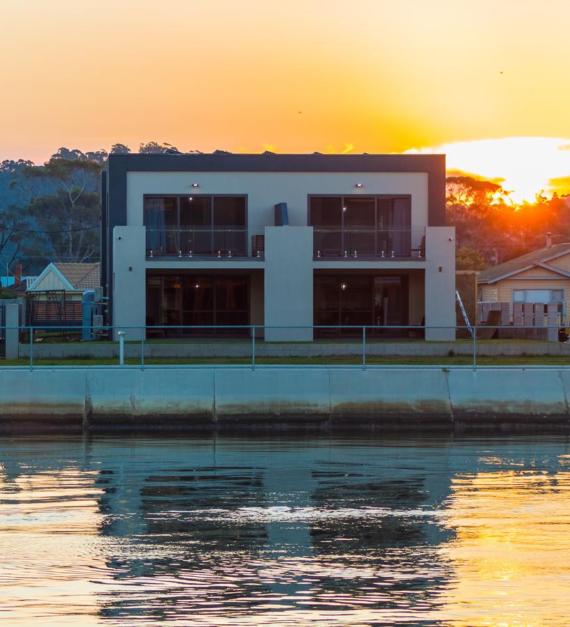 Abbotsham TAS Tweed Heads Accommodation