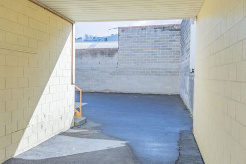 4 Bedroom House - Hobart CBD - Free Parking - Free WIFI - Tweed Heads Accommodation 26