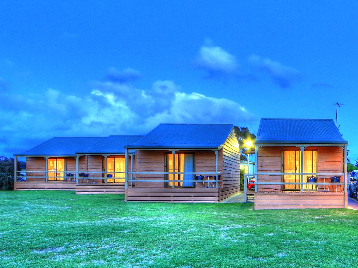 Low Head TAS Tweed Heads Accommodation
