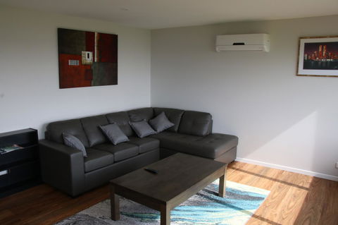 Penguin Seaside Farm - Tweed Heads Accommodation 4