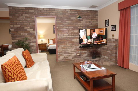 Swansea Cottages & Lodge Suites - Tweed Heads Accommodation 11