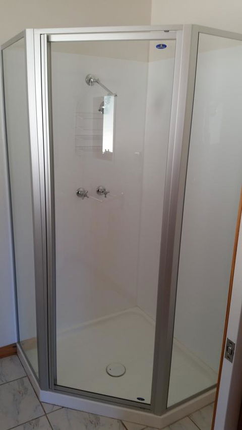 Four Seasons Waterfront Villas - Tweed Heads Accommodation 12