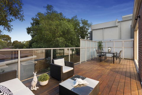 NEW Inner Melb Luxury Modern Grand Holiday House - Great Location, Wifi, Parking - Tweed Heads Accommodation 2