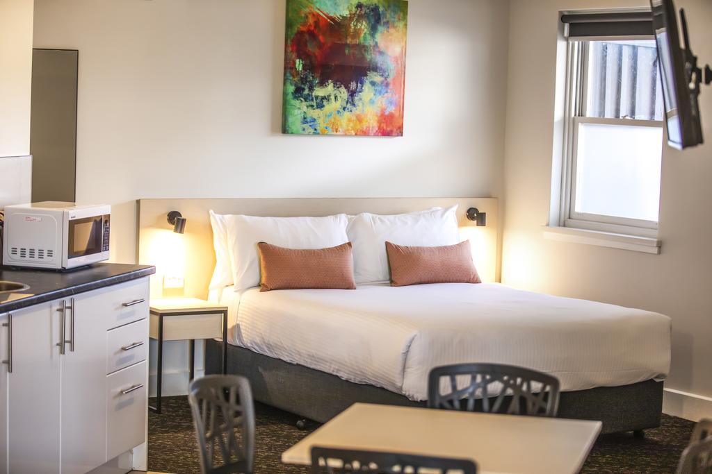 Sunshine VIC Tweed Heads Accommodation