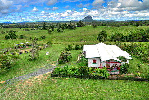 Noosa Avalon Farm Cottages - Tweed Heads Accommodation 1