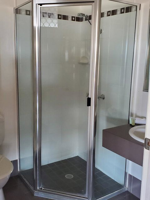 O'Sheas Windsor Hotel - Tweed Heads Accommodation 3