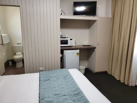 O'Sheas Windsor Hotel - Tweed Heads Accommodation 2
