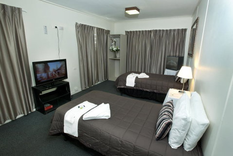 O'Sheas Windsor Hotel - Tweed Heads Accommodation 0