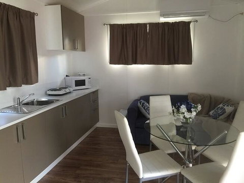 Oakridge Motel Tourist Park - Tweed Heads Accommodation 3