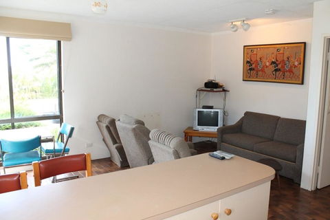 Ocean Front Malua Bay - Tweed Heads Accommodation 3