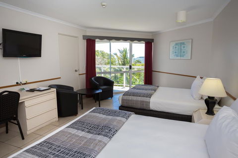 Ocean International Hotel - Tweed Heads Accommodation 3