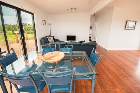 Ocean View Getaway - Tweed Heads Accommodation 2