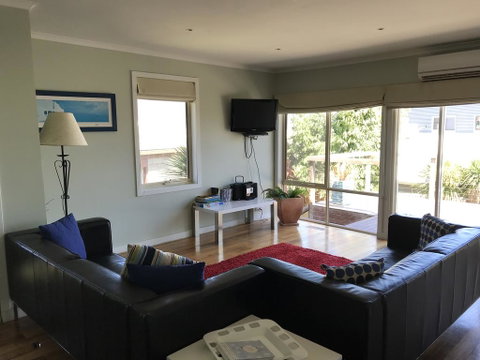 OCEAN VIEWS - Tweed Heads Accommodation 1