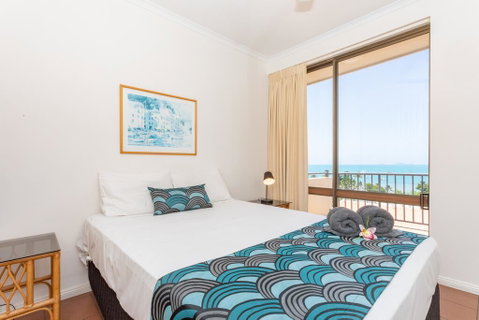 OCEAN VIEWS 10 - Tweed Heads Accommodation 3