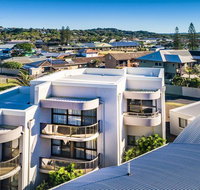 OCEAN WAVES - WiFi - Tweed Heads Accommodation