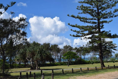 Oceanfront Beach House On Marine Parade - Tweed Heads Accommodation 3