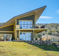 On the Huon River - Tweed Heads Accommodation