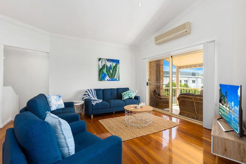 Orient Express To The Beach - Tweed Heads Accommodation 0