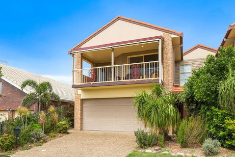 Orient Express To The Beach - Tweed Heads Accommodation 1