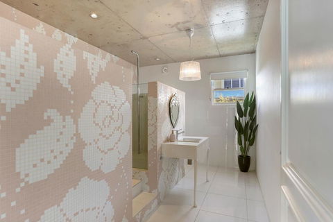 Orme Road Vista - Tweed Heads Accommodation 0