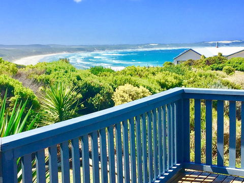 Panoramic Drive Holiday House - Tweed Heads Accommodation 1