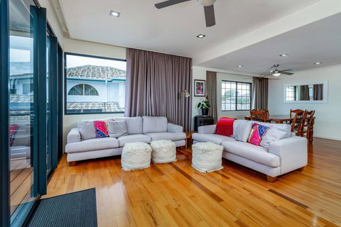 Panoramic Views From Private Roof Top Deck - Tweed Heads Accommodation 3