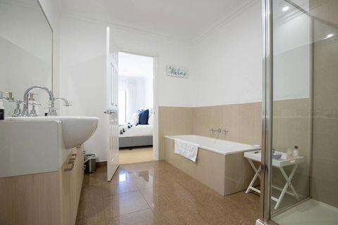 Peaceful Designer 2BR@ReserveStyle Mill Park - Tweed Heads Accommodation 3