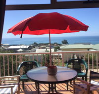 Penguin Seaside Homestay - Tweed Heads Accommodation