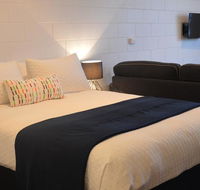 Penguin Seaside Motel - Tweed Heads Accommodation