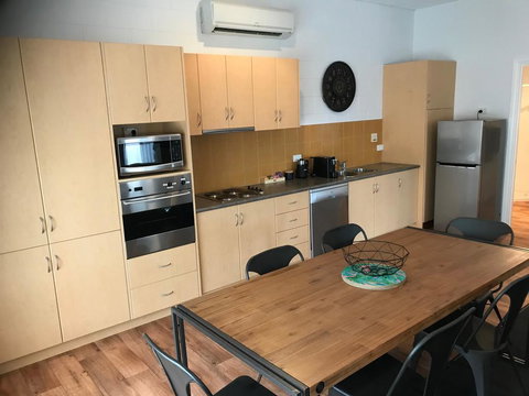 Penguin Seaside Motel - Tweed Heads Accommodation 3