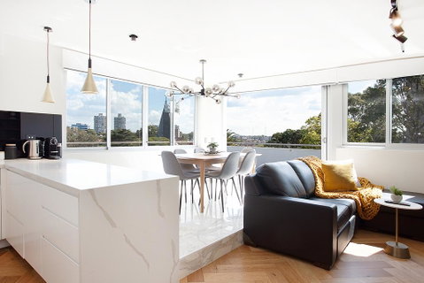 Penthouse Designer Apartment Close To City - Tweed Heads Accommodation 2